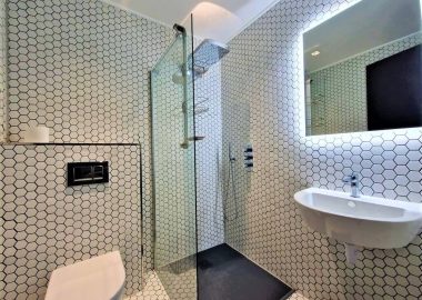 Bathroom Tiling Work